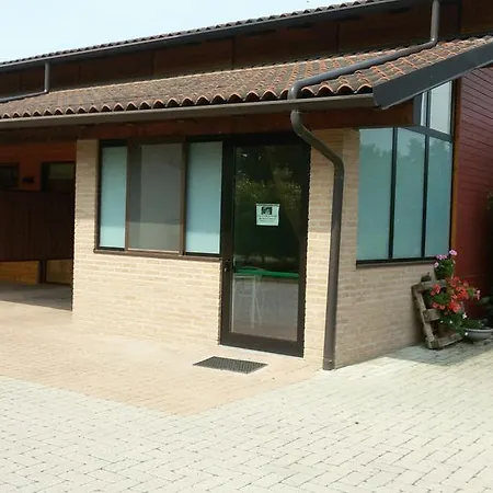 Motel 7 Laghi 3*
